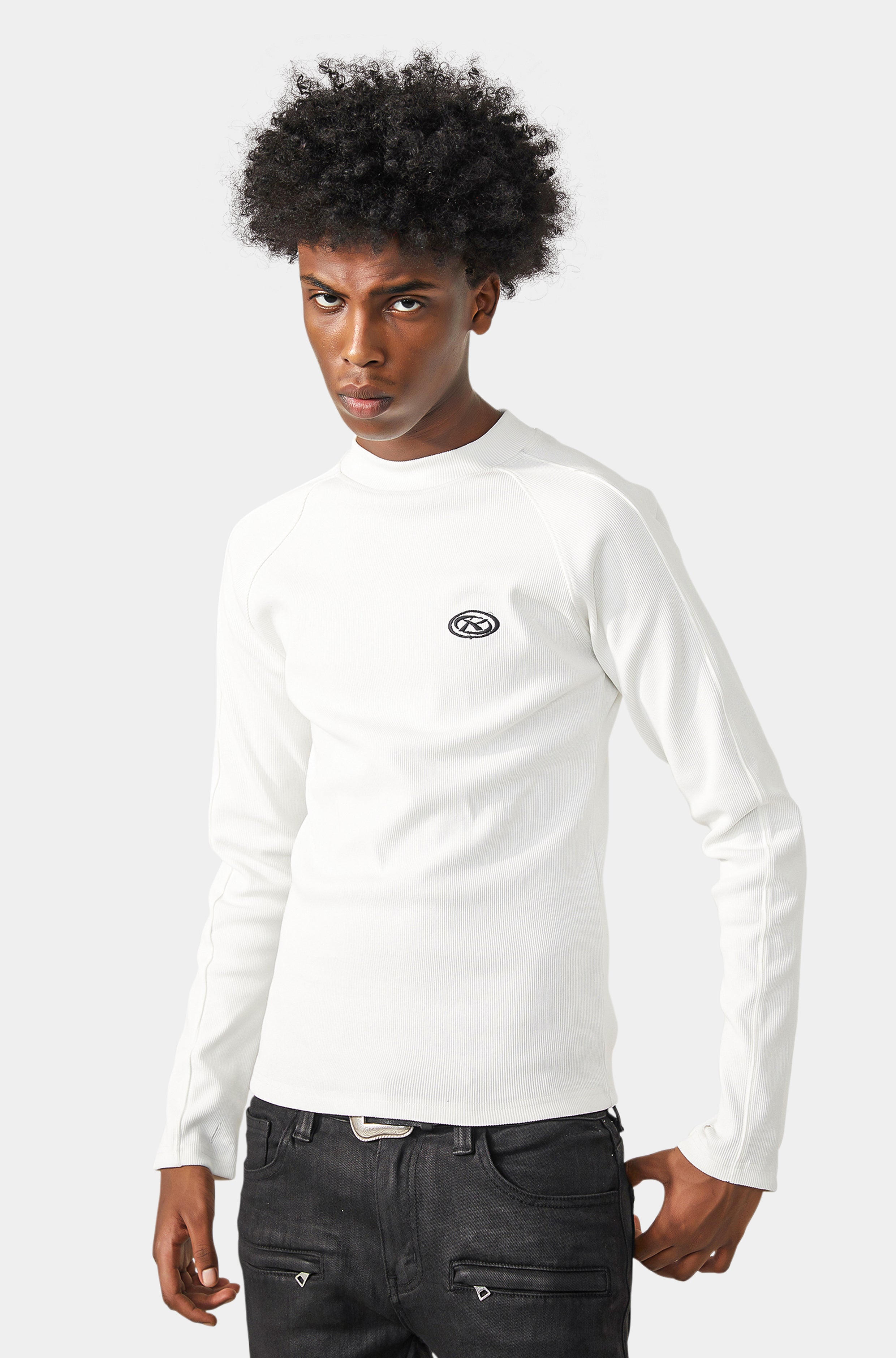 FW22 Essential Cropped Long-Sleeve