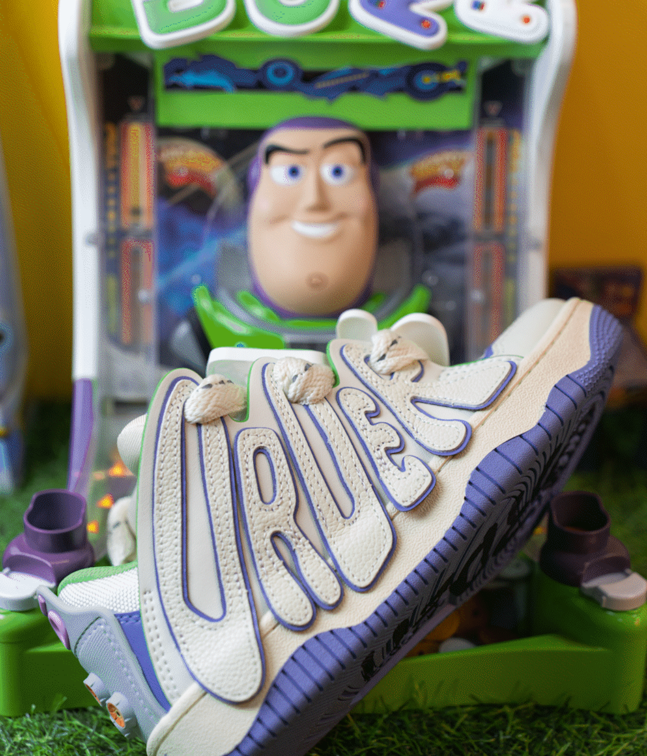 Vans Toy Story Old Skool Buzz Lightyear Shoe – Red Zone
